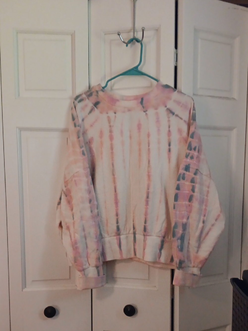 Old Navy Pastel Pink & Light Blue Tie-Dye Sweatshirt